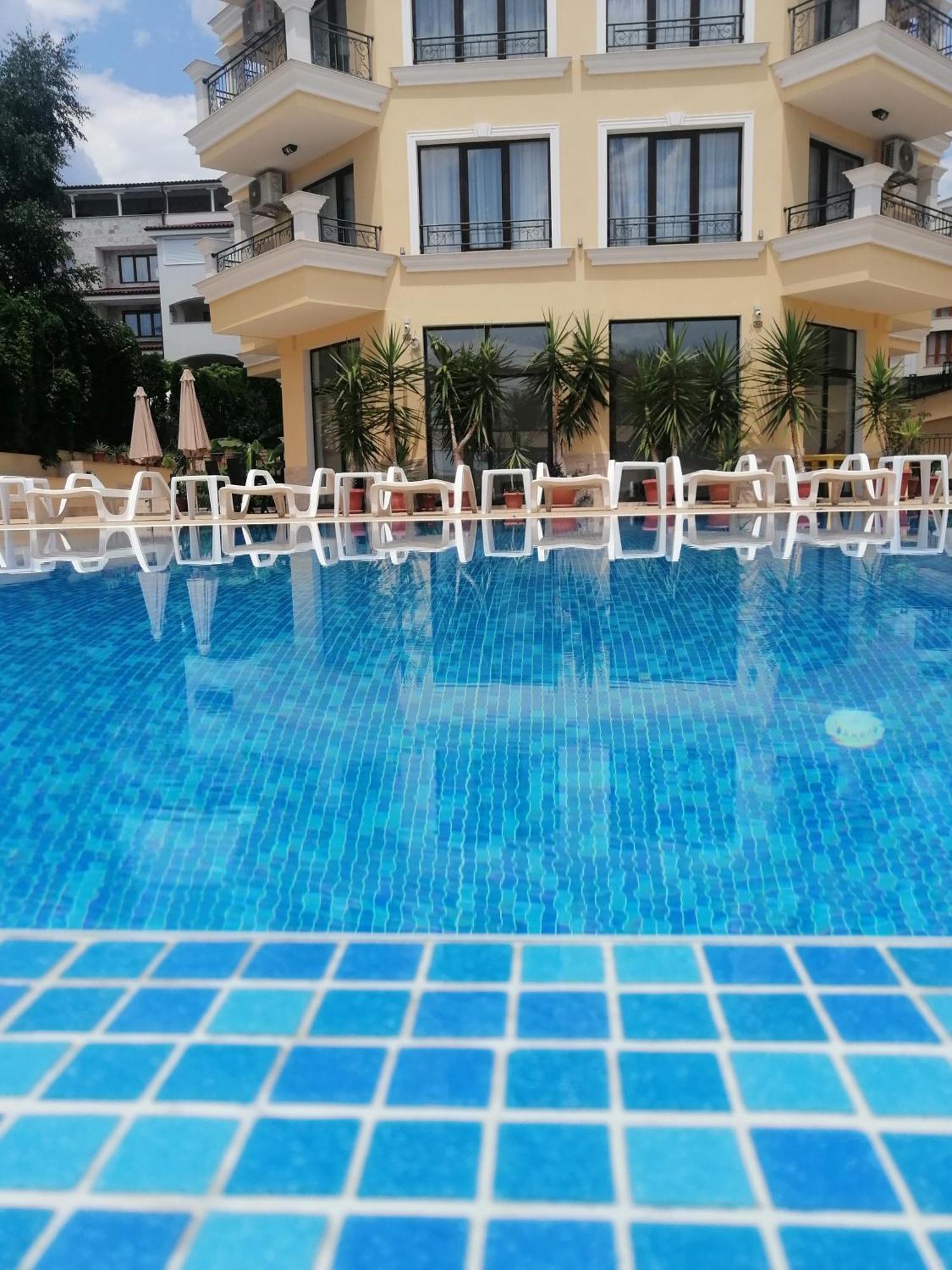 Хоризонт М Apartment Свети Влас Екстериор снимка